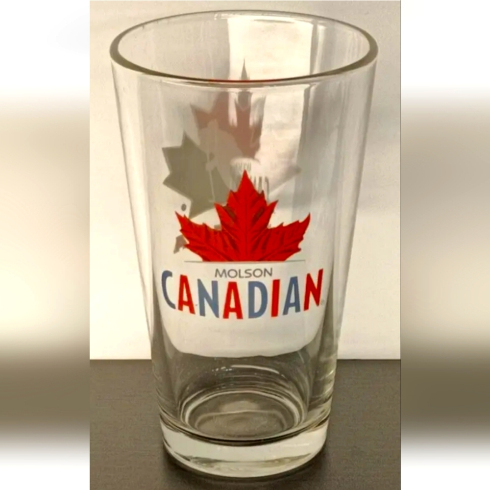 Molson Canadian Team Canada Hockey pint glass